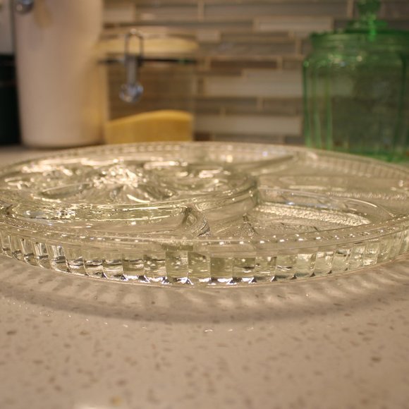 Pebble Leaf Egg Tray - Picture 4 of 4